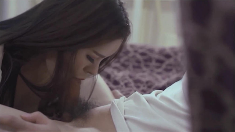 饥渴少妇张云熙 (3).jpg